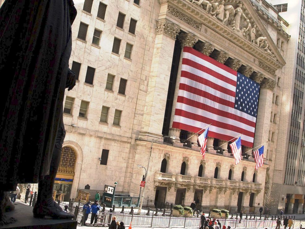 Las acciones corporativas de EE.UU. suben sólidamente en Reuters de octubre