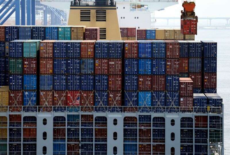 Es probable que las exportaciones de Corea del Sur aumenten en enero por tercer mes, lo que apuntala el impulso: encuesta de Reuters
