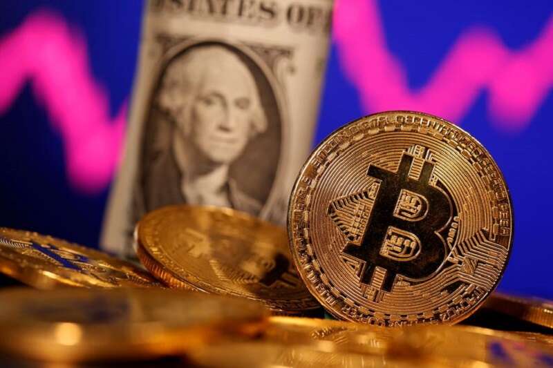 Bitcoin Ojos Altos; El lanzamiento del ETF estadounidense llega \”casi definitivamente\” a Investing.com