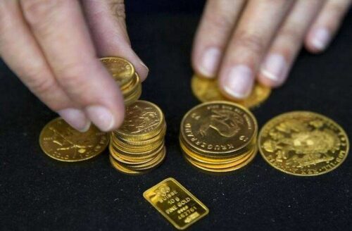 Gold Down, ale pozostaje blisko 1,800 $ Mark, w Leadup do U.S. Praca Raport przez Investing.com