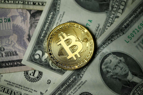 MicroStrategy compró bitcoins una vez más – 3.907 BTC por $177 millones por CoinQuora
