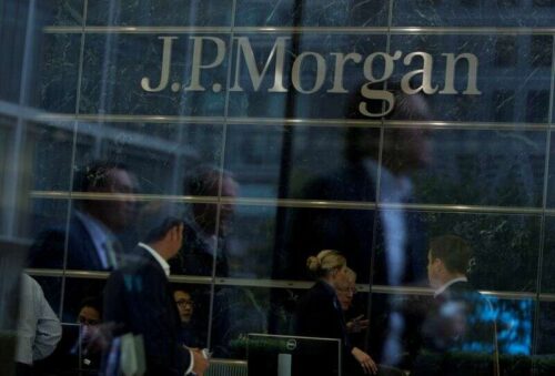 JPMorgan geht Übergewicht auf EM-Souveränen, sieht engere Spreads von Reuters