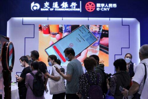 Digital Yuan geht Kopf an Kopf mit Alipay, WeChat in Peking von Bloomberg