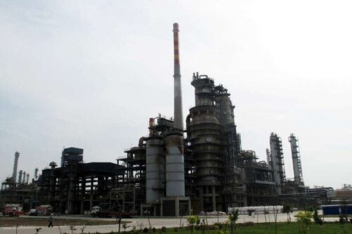 China versteigert staatliche Ölreserven für Raffinerien von Reuters