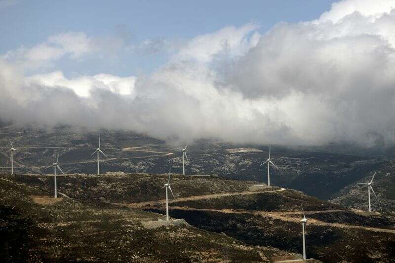 La UE promete 4 millones de euros más en fondos climáticos para los países más pobres por Reuters