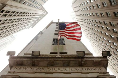 Wall Street fällt bei Open on Growth Fears; Dow Jones Down 175 Pts By Investing.com