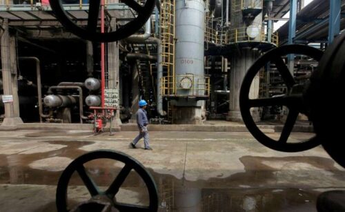 US-Ölproduktion sinkt von den meisten auf Rekord nach Hurrikan Ida von Bloomberg