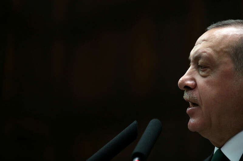 Die Türkei-Erdogan traf sich mit dem Governor von Central Bank von Bloomberg