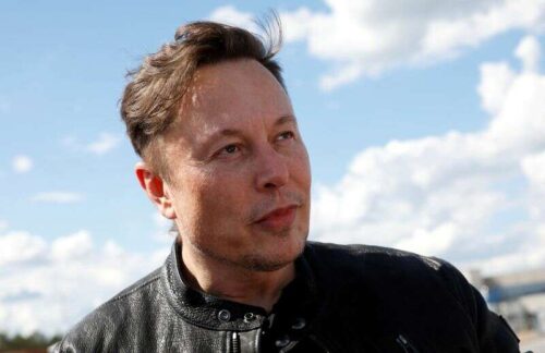 Tesla Musk sagt Aktienverkauf Auswirkungen \”näher an der Steuermaximierung\” von Reuters