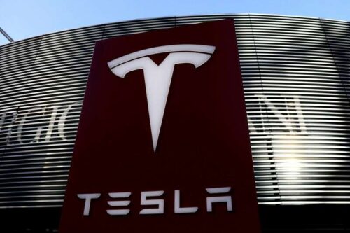 Tesla sucht eine gerichtliche Genehmigung des Gewinns im Ingenieur-Diffamierungsfall von Reuters