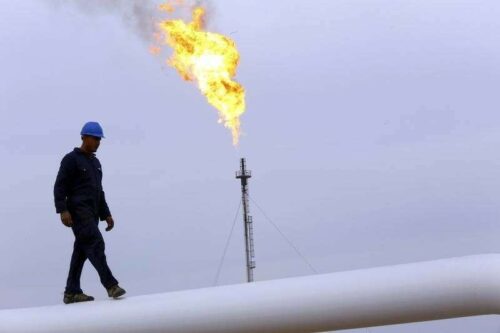 Wybrzeże Bulls Oil do 6 tygodniowych wygranych na Ukrainie, OPEC Theatre przez Investing.com