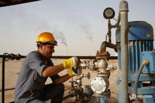 El petróleo crudo más alto como la OPEP   discuta los niveles de producción futuros por Investing.com